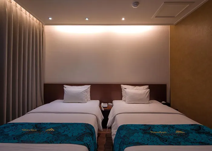 Hotel Namsan Hill 3*